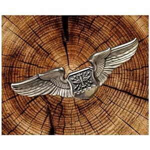 AUTHENTIC VINTAGE USAF NAVIGATOR WINGS LAPEL PIN- 3"X1"